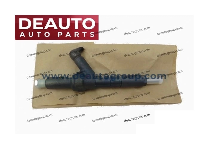 ISUZU NKR77 4JH1 Injector